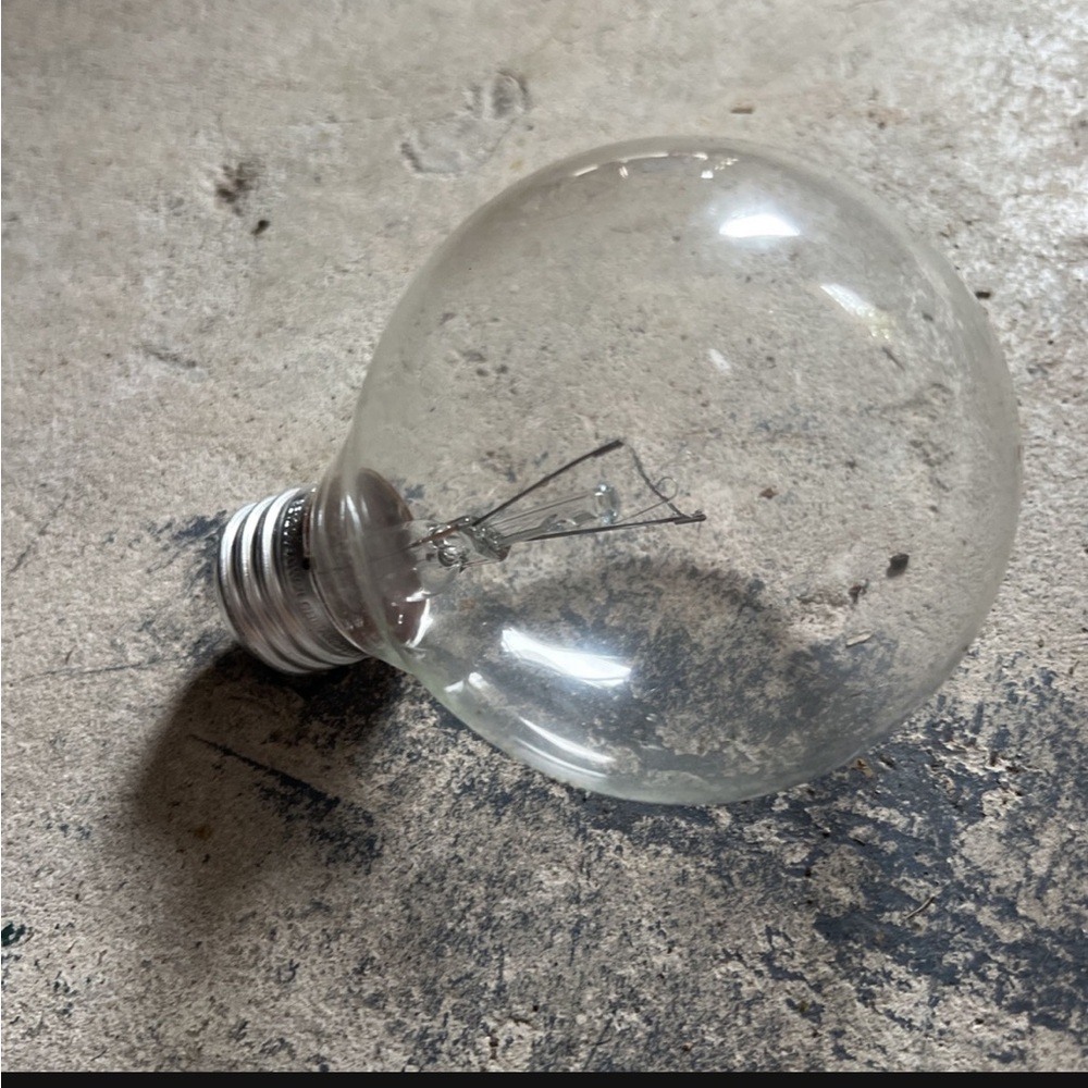 GE Clear Vanity Round 40W Light Bulb